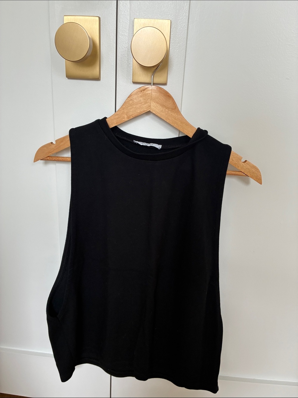 Reserved Black Crewneck Sleeveless Tank